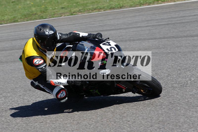 /Archiv-2022/07 16.04.2022 Speer Racing ADR/Instruktorengruppe/54